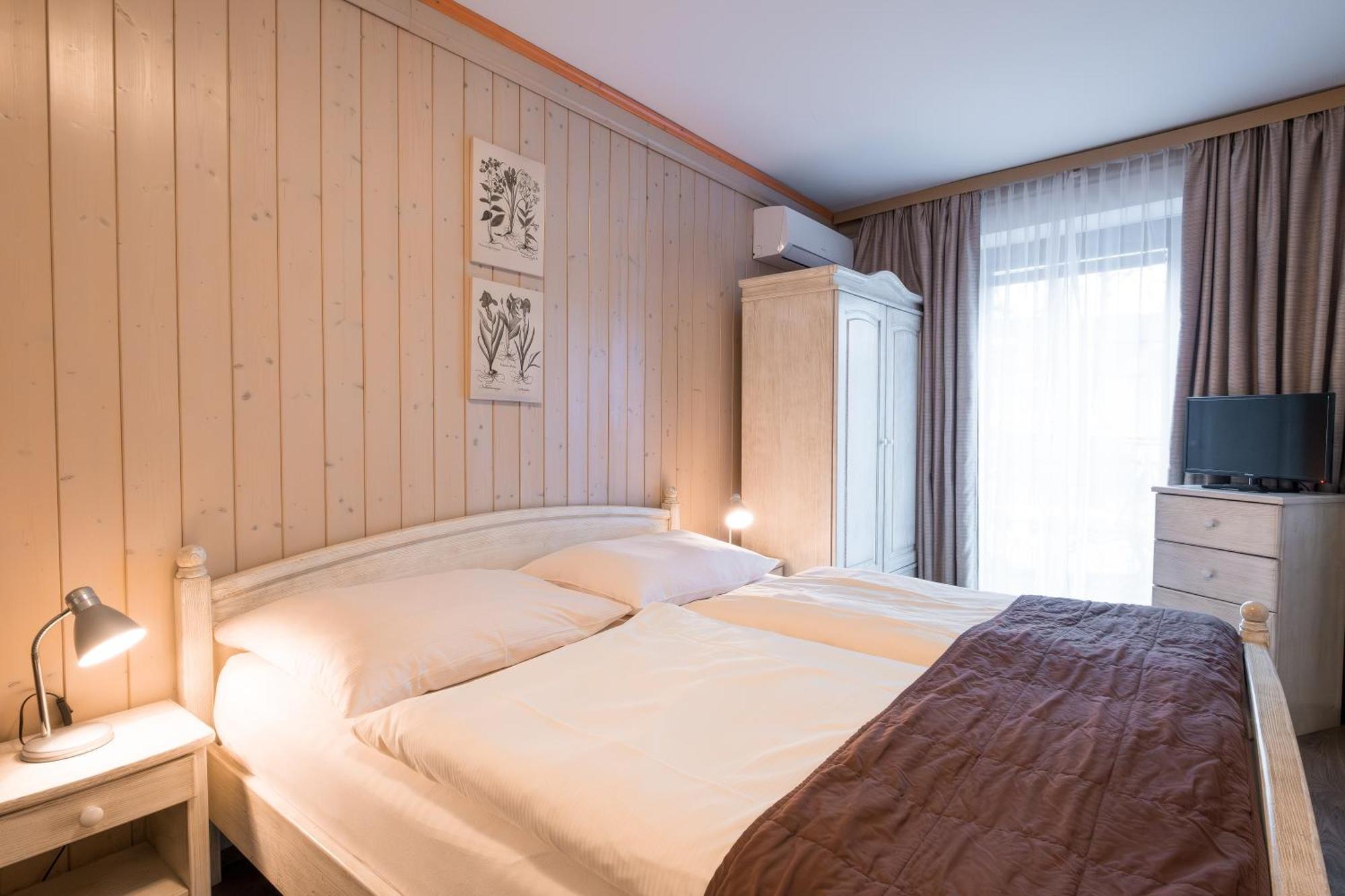 Hotel Maxant Frymburk Chambre photo