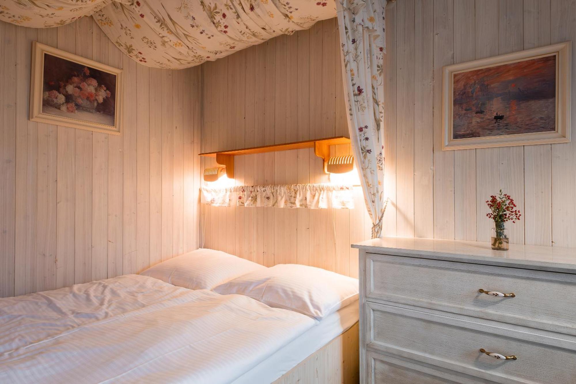 Hotel Maxant Frymburk Chambre photo